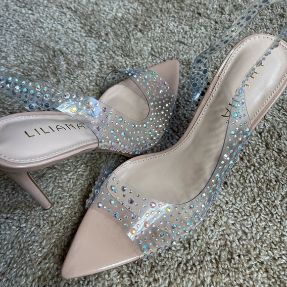 MISS LOLA - ANALEZI - NUDE
EMBELLISHED PEEP TOE HEELS - Picture 10 of 13